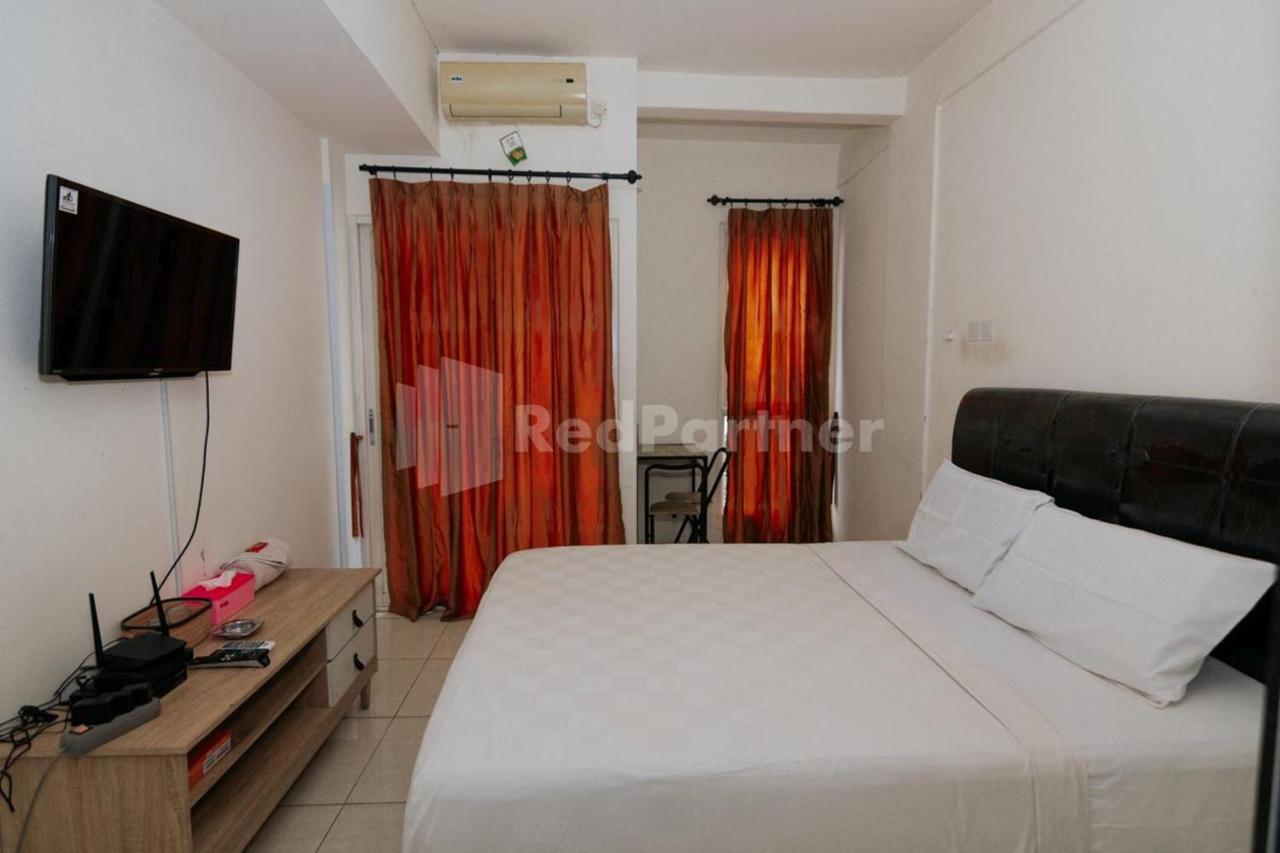 Redliving Apartemen Skylounge Tamansari - Vanez Room Tangerang Exterior foto