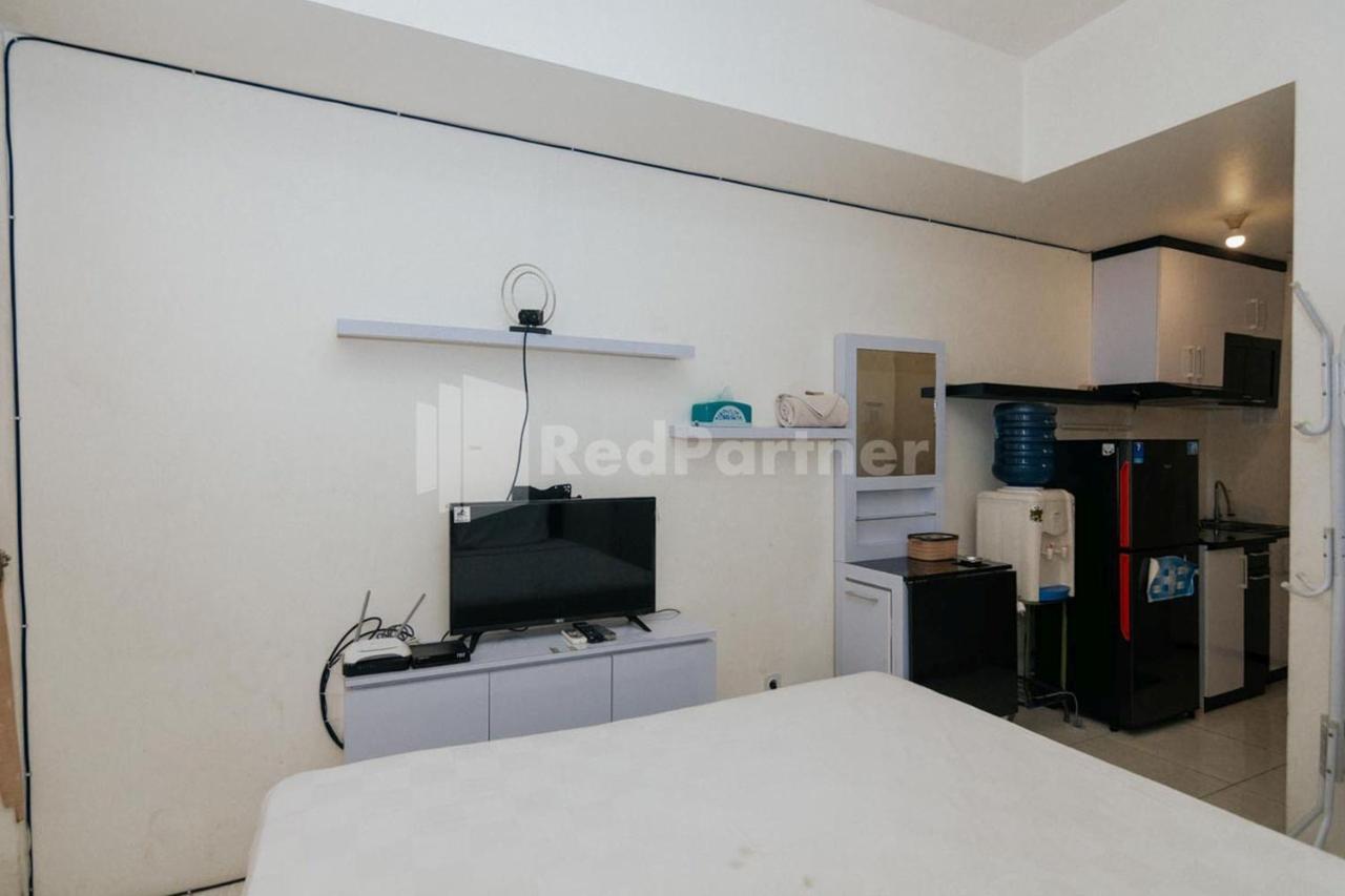 Redliving Apartemen Skylounge Tamansari - Vanez Room Tangerang Exterior foto